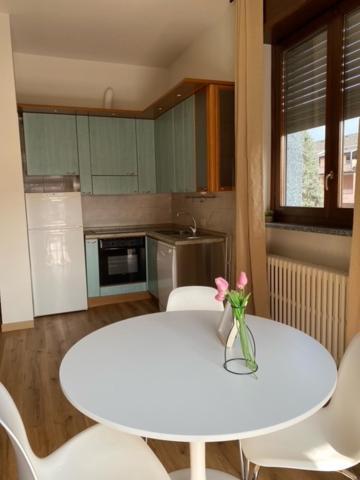 La Casa Di Amalia Apartment Rho Bagian luar foto