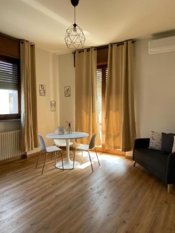 La Casa Di Amalia Apartment Rho Bagian luar foto